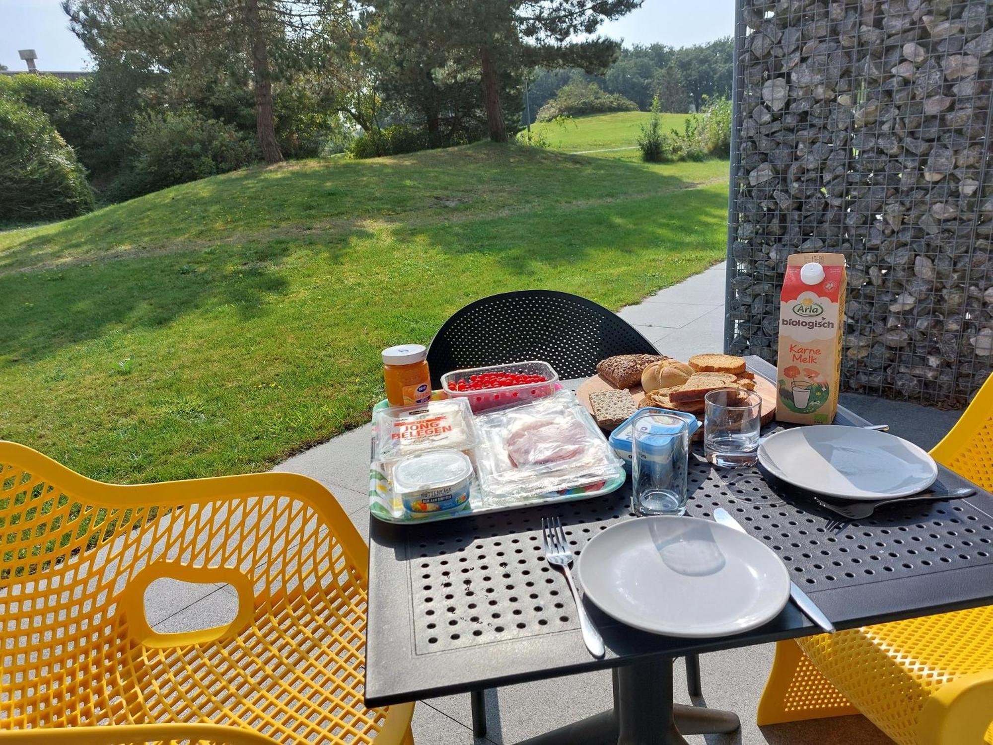 't Strandhuys En De Vuurtoren, Met Eigen Keuken, Zonnig Terras Nabij Dorp, Duinen En Strand, Incl Verwarmd Binnen Zwembad